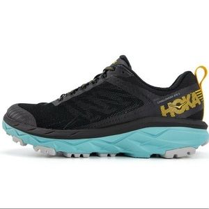 HOKA ONE ONE Challenger ATR 5 (sz 9D)